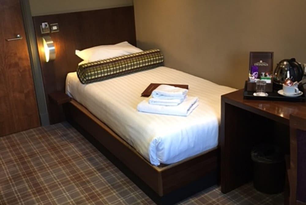 Lynnhurst Hotel Johnstone Dış mekan fotoğraf