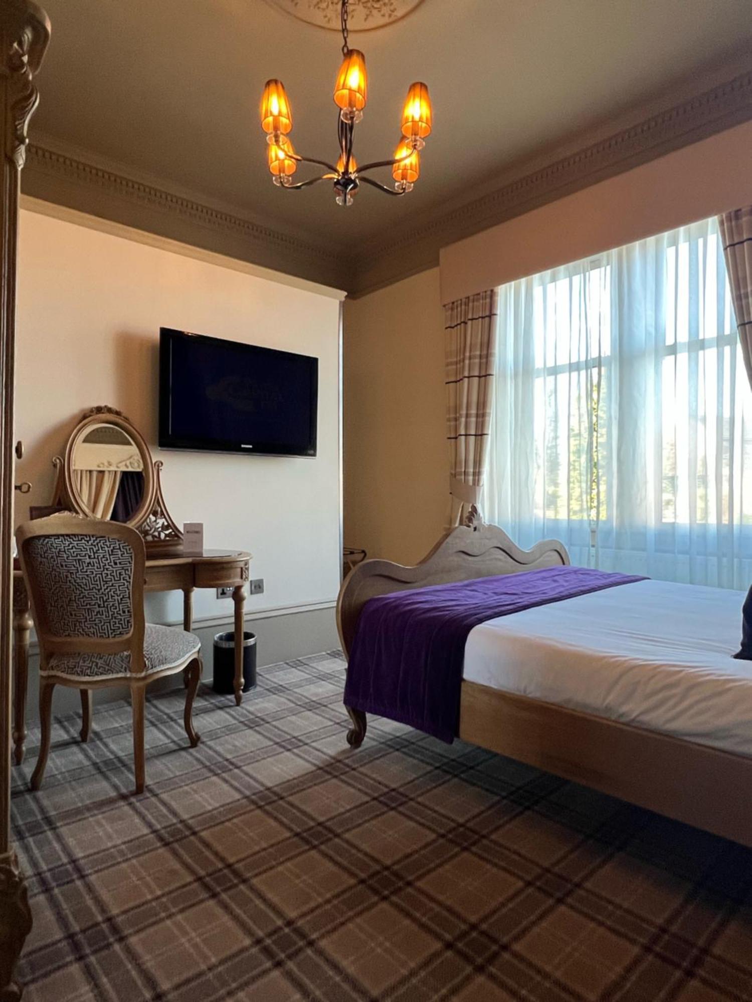 Lynnhurst Hotel Johnstone Oda fotoğraf